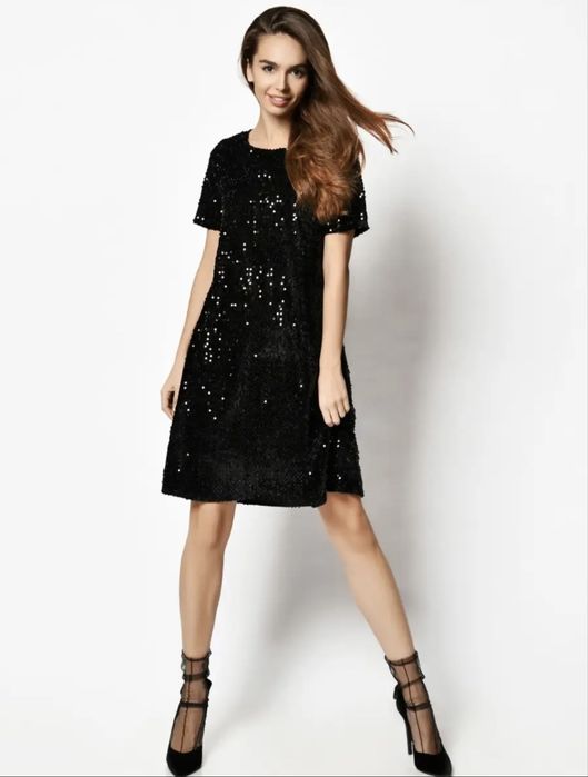 Продам вечернее платье полностью в пайетках