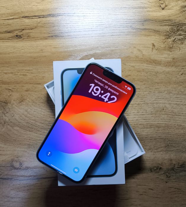 Продам айфон 14 128гб
