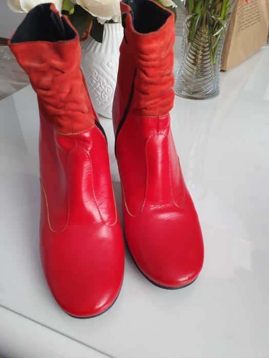 Botine din piele naturală  si piele naturala intoarsa