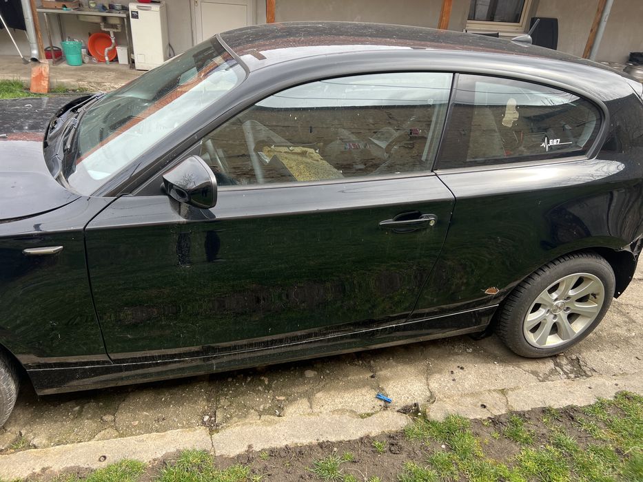 Dezmembrez bmw seria 1 e87 2010 facelift
