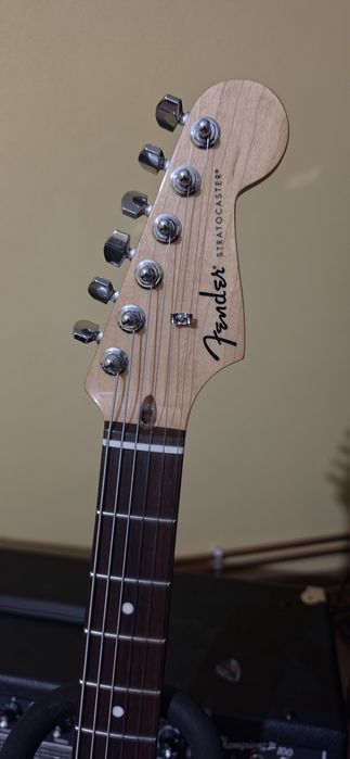 Fender Standard Strat HSS