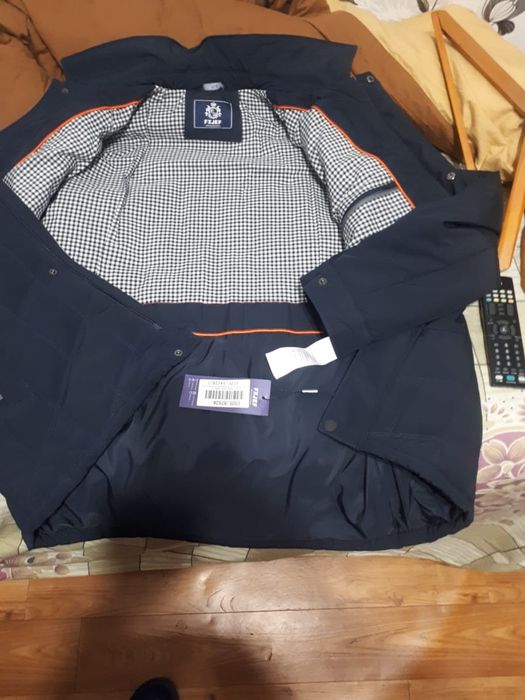 Продам  куртку новую Турция