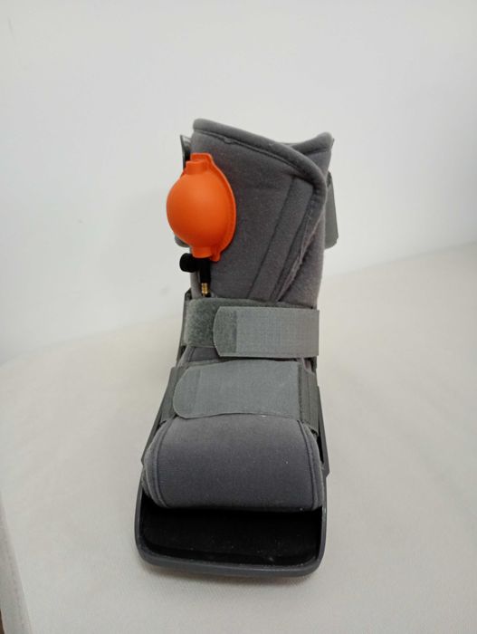 Ортопедичен ботуш за глезен