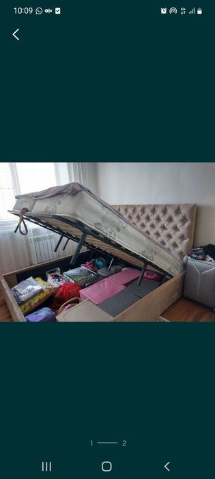 Двухспальная кровать