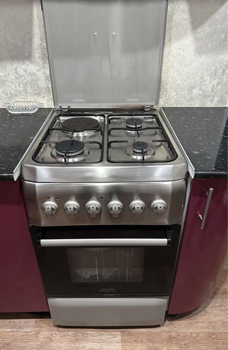 Продам срочно газ плиту в норм состоянии