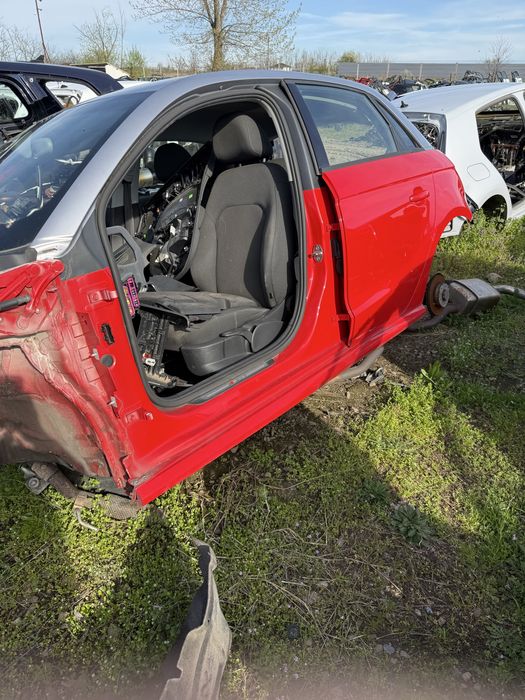 Usa /usi Audi A1 2016 Usa stanga spate , Usa dreapta spate