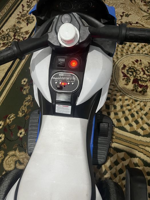 Мотоцикл трехколесный