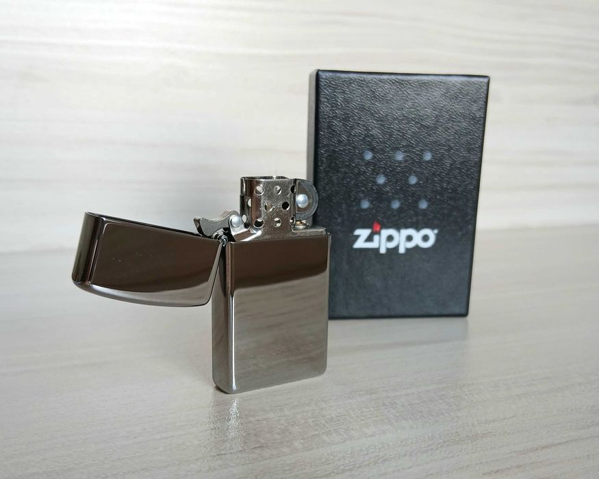 Запалка Zippo - нова