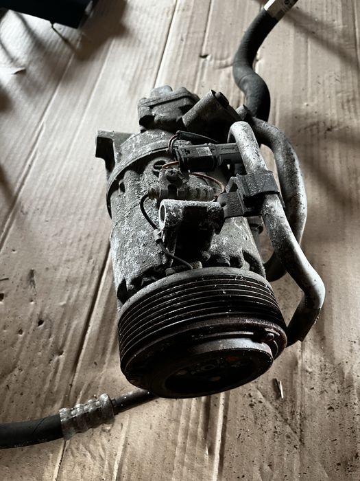 Компресор климатик бмв 320и е90