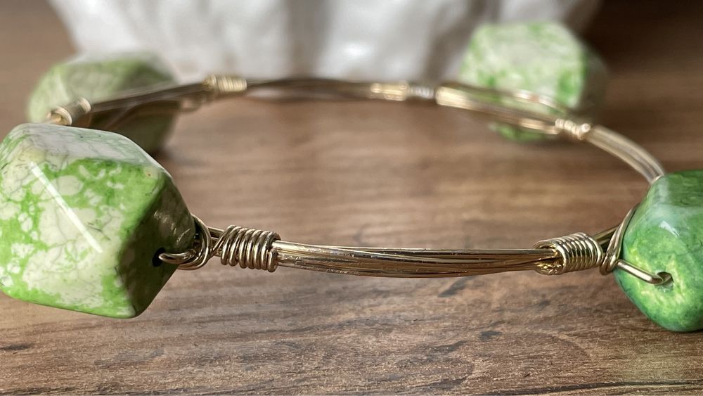 Дамска гривна