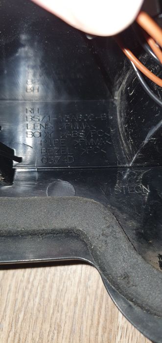 Десен стоп на ford mondeo 2010/2011