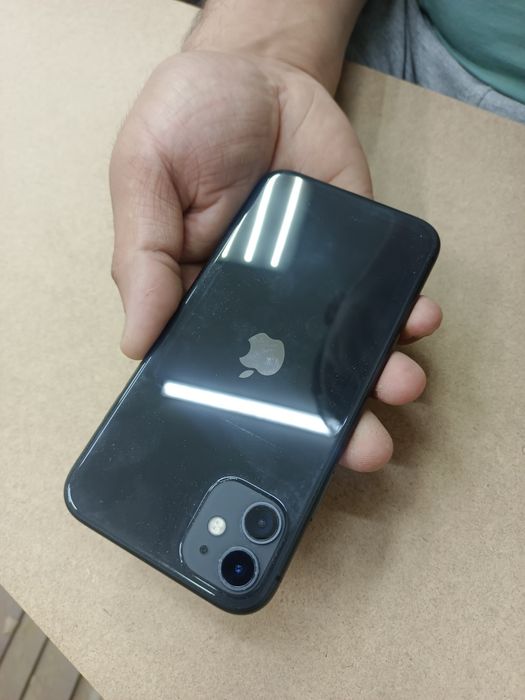 iPhone 11 продам в отличном состоянии