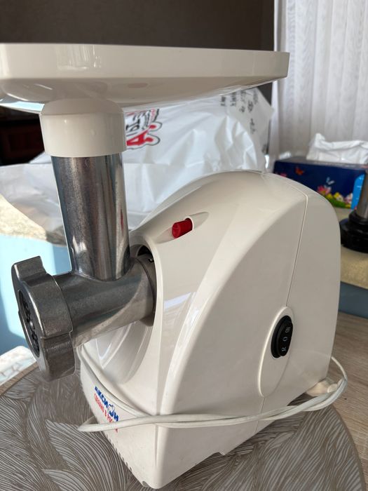 Мясорубка Аксион Россия