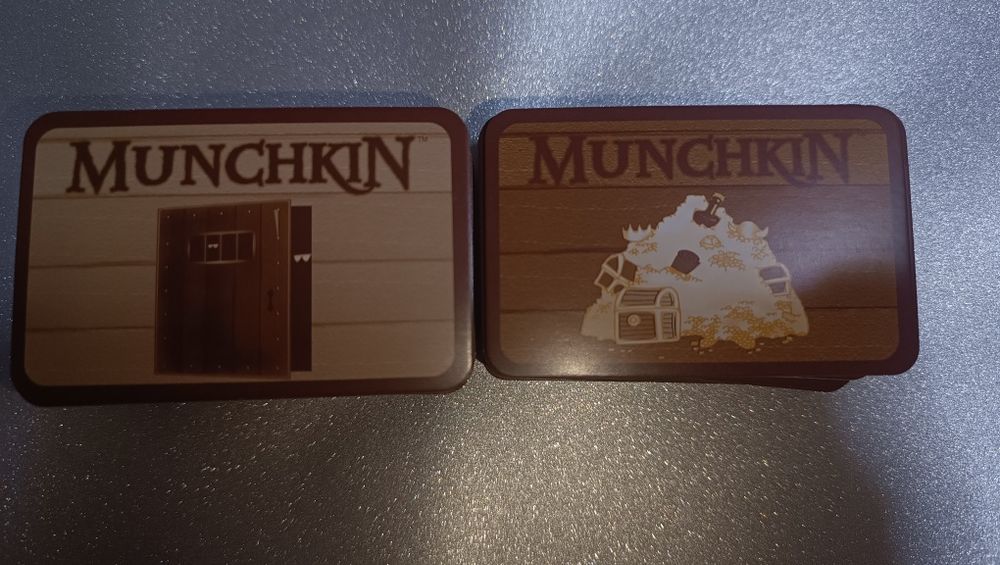 Настольная игра "легендарный Манчкин"