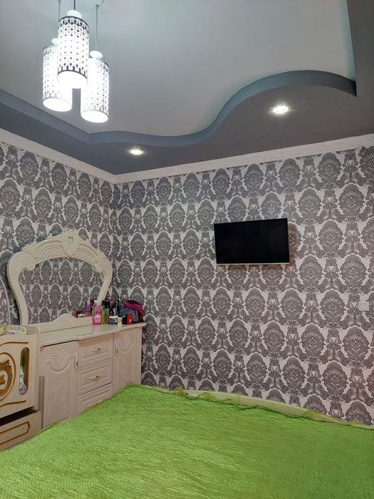 Hovli 4 soliqdan ziyot 5xona xammom tuvalet kanalizatsiya bor