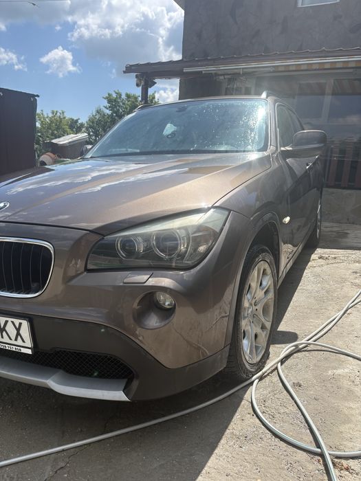 BMW X1 2014 — imagine 2
