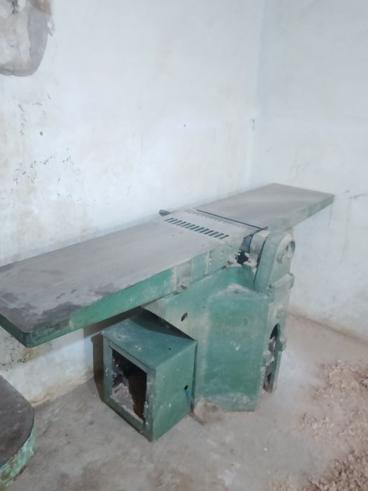 Mebel stanok Frezer Arra Randa