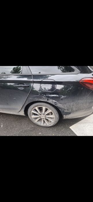 Vand Hyundai i30 1.6diesel (probleme motor/ consuma ulei)