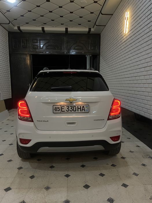 tracker 1 kraska toza