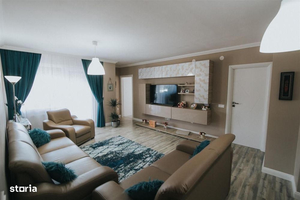 Apartament 3 camere, 76 mp, 2 balcoane, garaj subteran – Turnișor