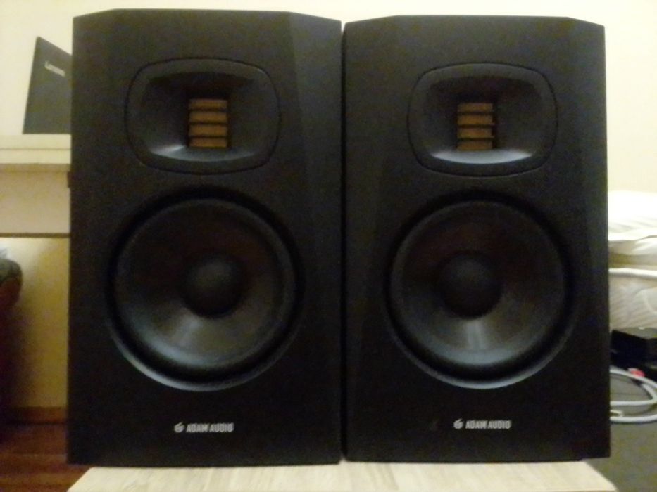 Adam T5V мониторы