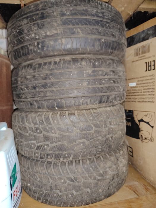 Продам резина от камри