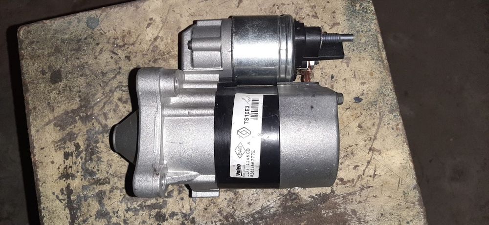 Vand electromotor Renault Megane 3 motor 1.6 16v  benzina