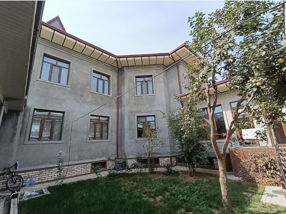 Уй сотилади Янги хаёт тумани Олчазор махалла мулжал Хумо-мед клиникаси