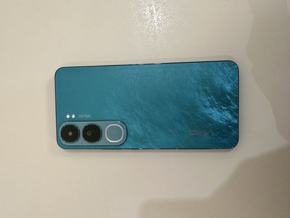 Vivi V40 lite телефон