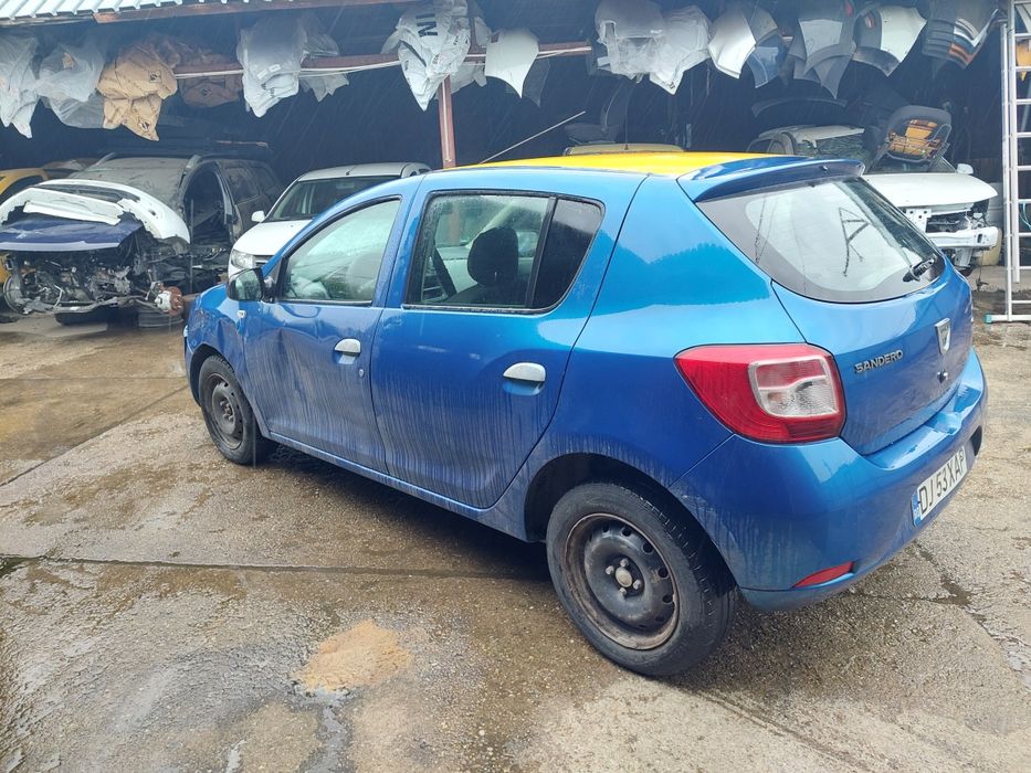 Dezmembrez/Piese Sandero 1.2 2014