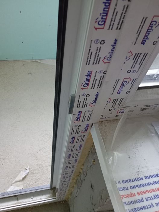 Продам дверь и окно пластик