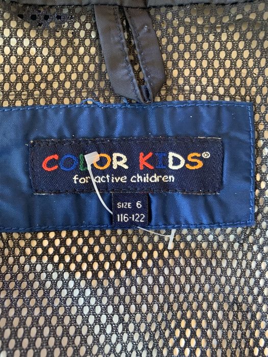 Vand geaca impermeabila(6 ani).