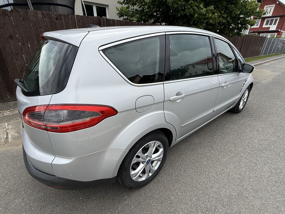 Ford S-max 2.0tdi 136hp 2013
