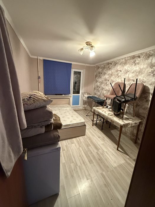 Продам 3 х комн на 8 мкр