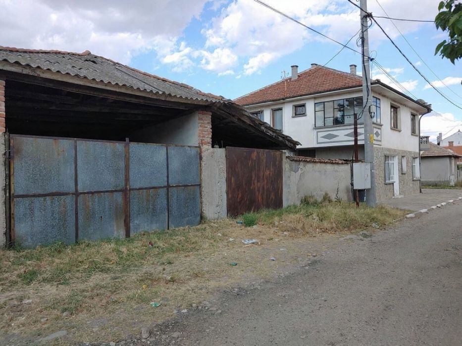 Продава се Къща в с. Дълбок извор, Област Пловдив - 280 кв.м за 340 €/кв.м - Снимка #1