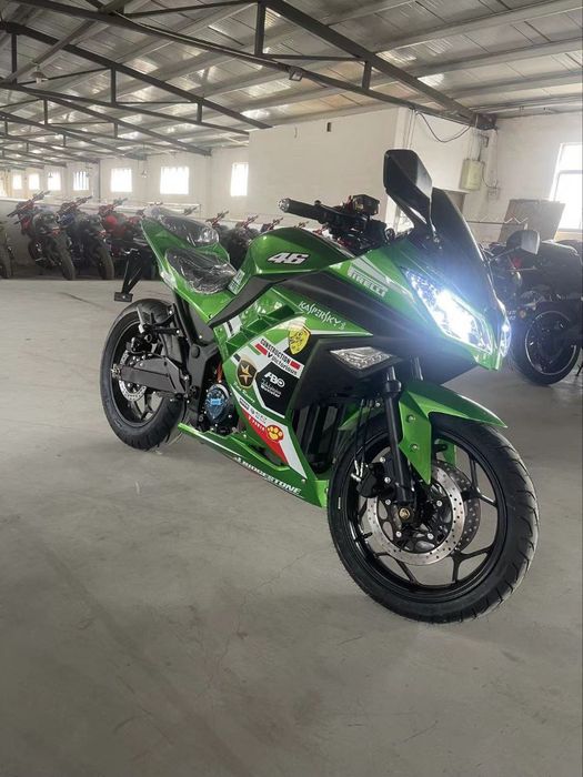 Электро мотоцикл. 3кВт на центральном моторе.
Китай. 
Раскрас K