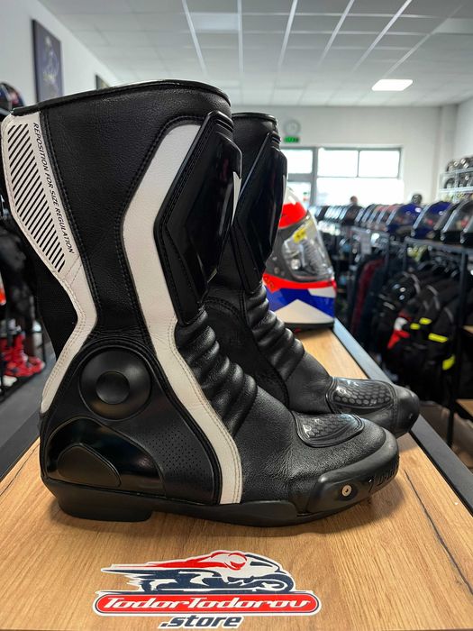 Дамски мото ботуши DAINESE TORQUE,номер 38,протектори,перфектни