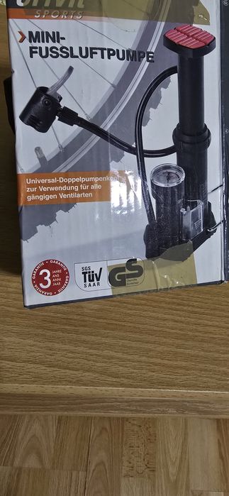 Minipompa de picior pentru bicicletă