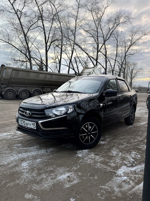 Продам Гранту 2022 года