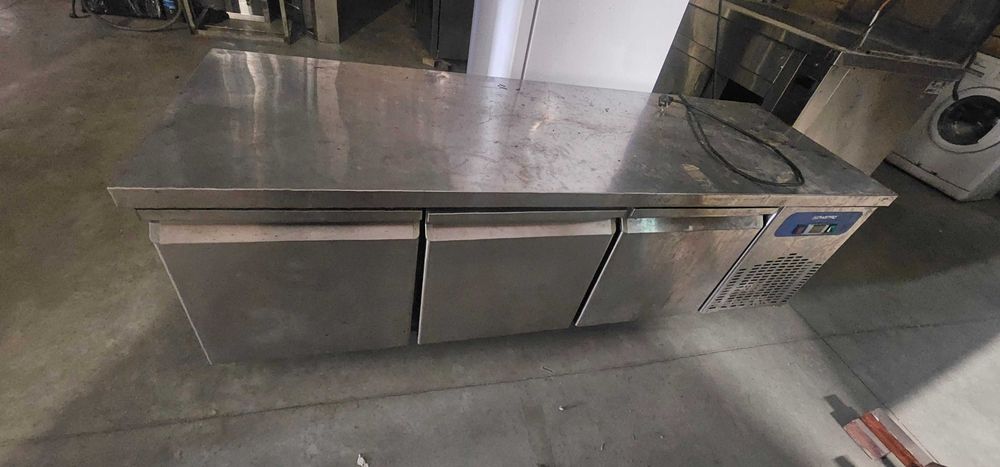 Masa frigorifica 135 cm, 180 cm