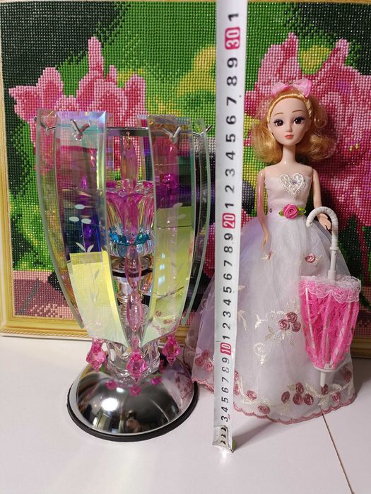 Светильник в комнату девочки