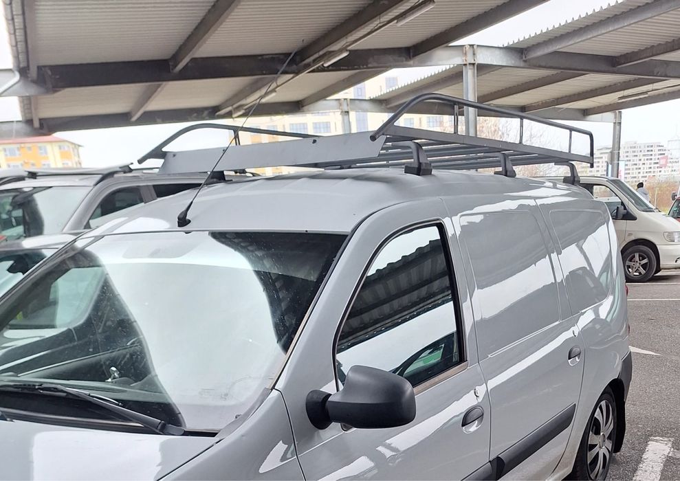 Vand portbagaj de plafon auto