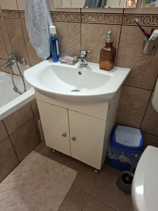 Vand  Ghiuveta,oglinda si aplica