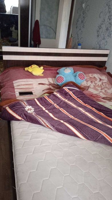 Спальный гарнитур