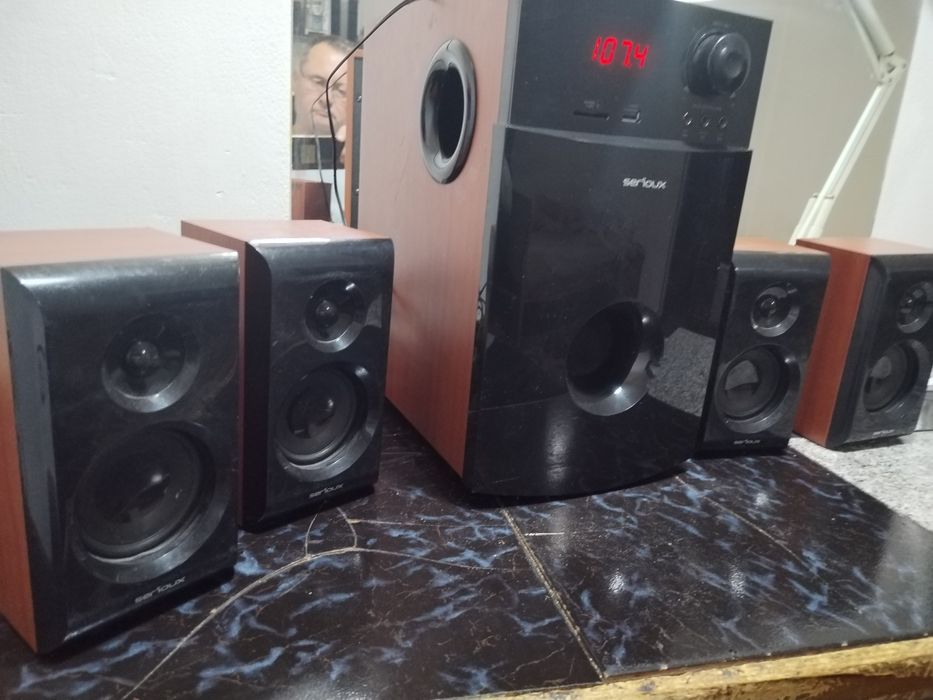 Home sistem 5. 1 Serioux cu boxe