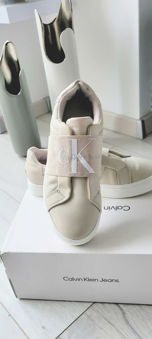 Pantofi Calvin Klein piele