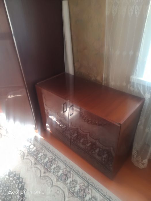 Шкаф плательный с полками,