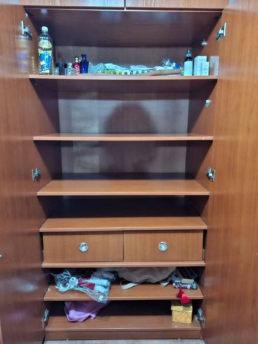 Шкаф для одежды  отличного качества