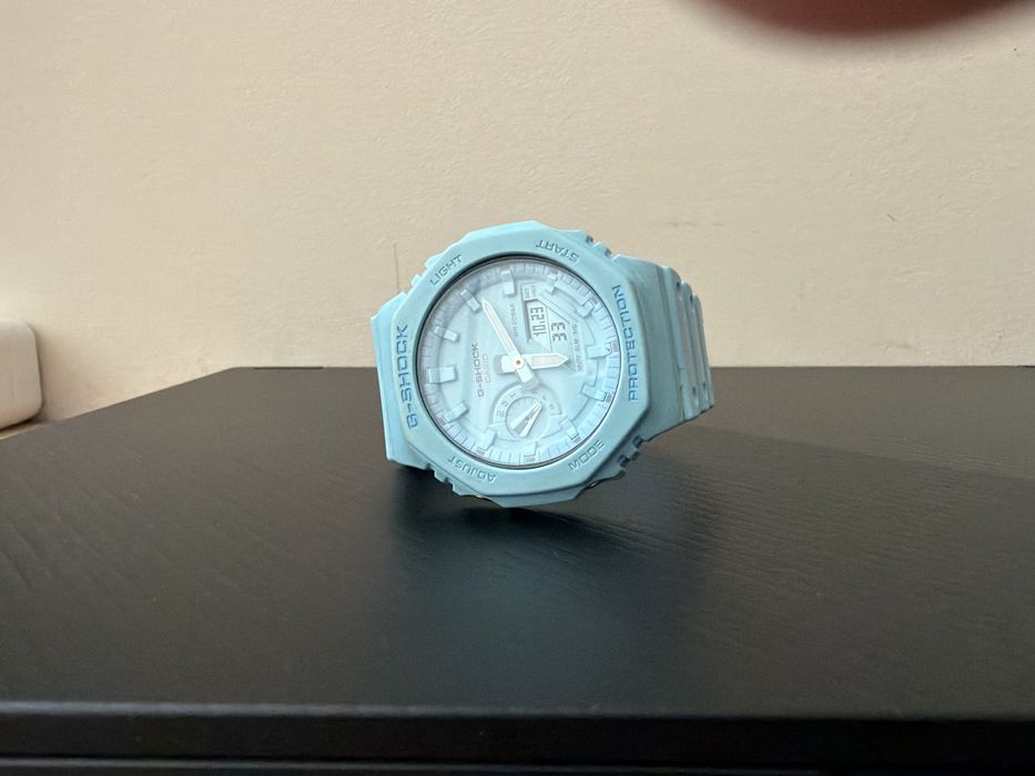 Часовник Casio светло син
