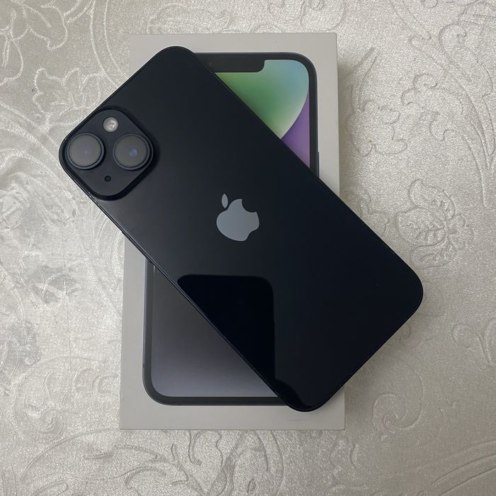 Продам iPhone 14 128 gb Black